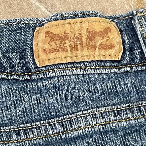 Women's Levis Jeans 515 bootcut size 10. - Picture 10 of 11